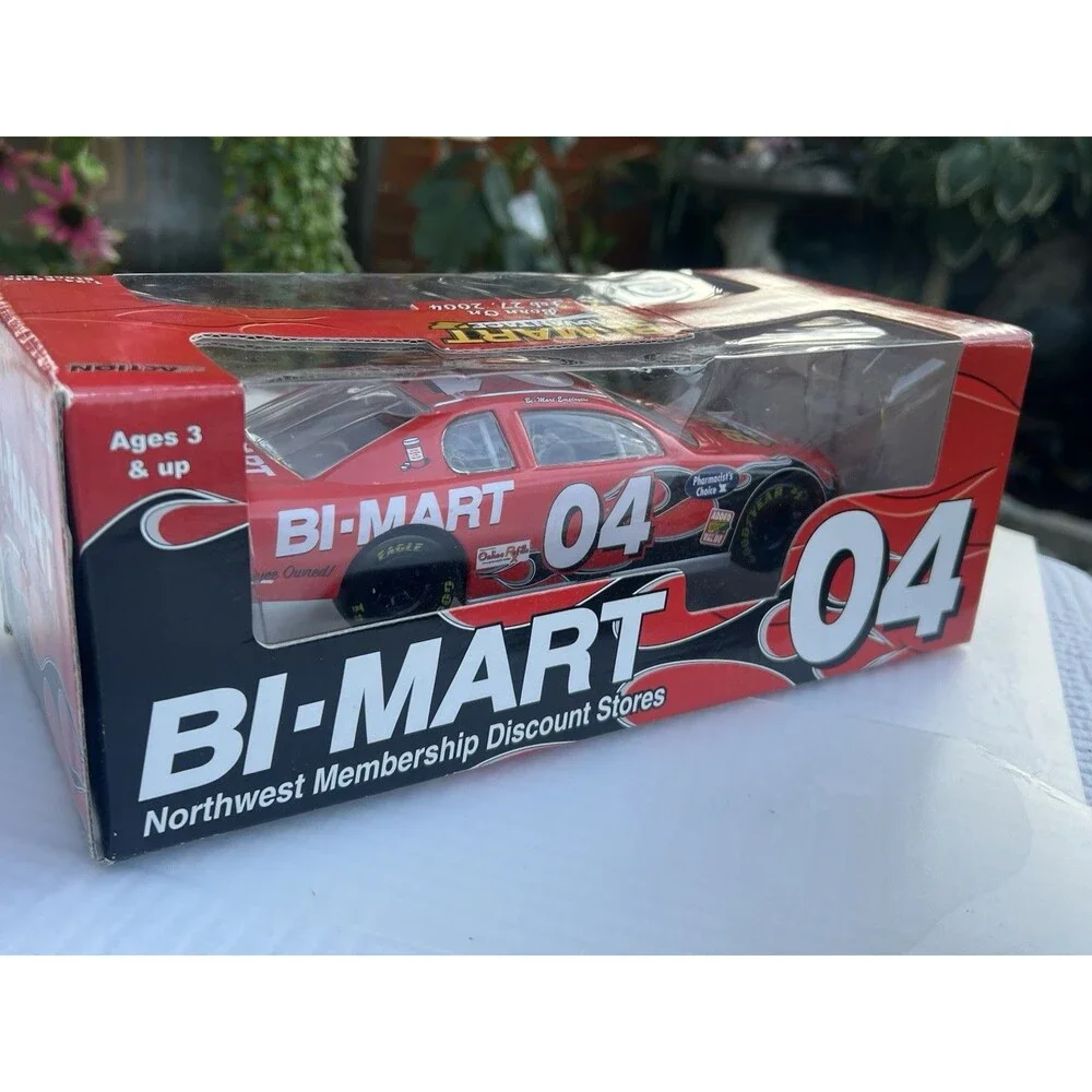 2004 Action Racing Collectables Bi-Mart #04 1:24 Scale Stock Car.